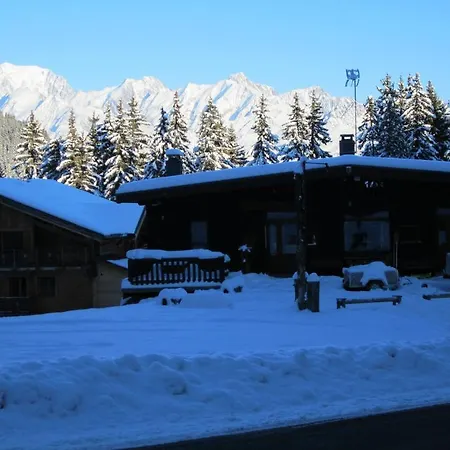 Hotel Le Caribou 2*