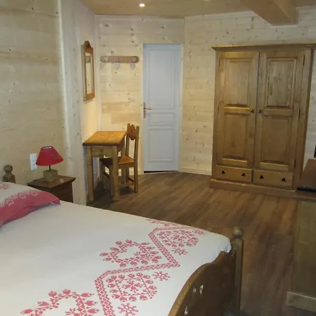 Le Caribou Hotel